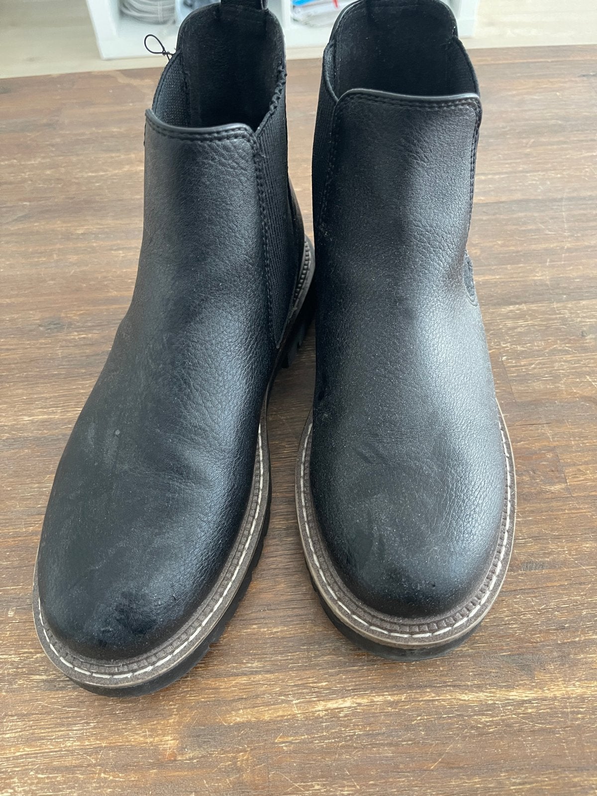 Black leather ankle boots - Chelsea boots (Must go now), Zwart, Lage of Enkellaarzen, Ophalen of Verzenden, Gedragen