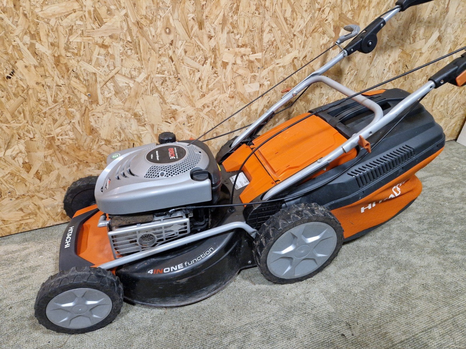 Hitachi ML 190 AE Benzine Grasmaaier 4takt, Ophalen, Hikokistraat 1, Gebruikt, Hikoki