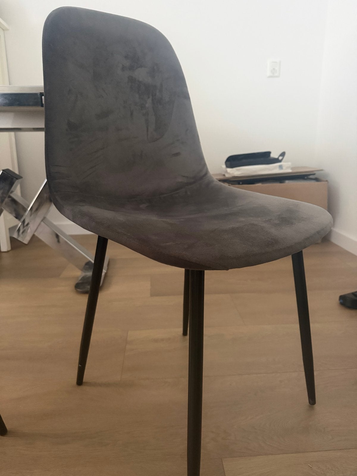 Stoelen, Ophalen