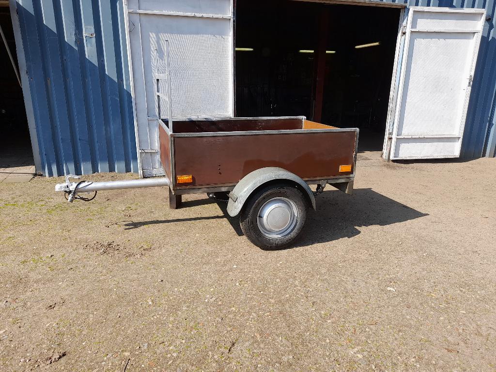 een enkelasser 750kg   en een motor , scooter trailer ,500kg, Ophalen, Gebruikt
