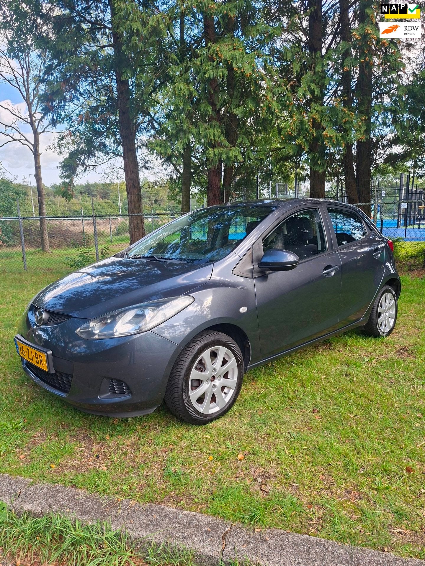 Mazda 2 1.3 S-VT Touring Apk 2027 Dealer onderhouden, Auto's, Voorwielaandrijving, Gebruikt, 31 €/maand, 4 cilinders