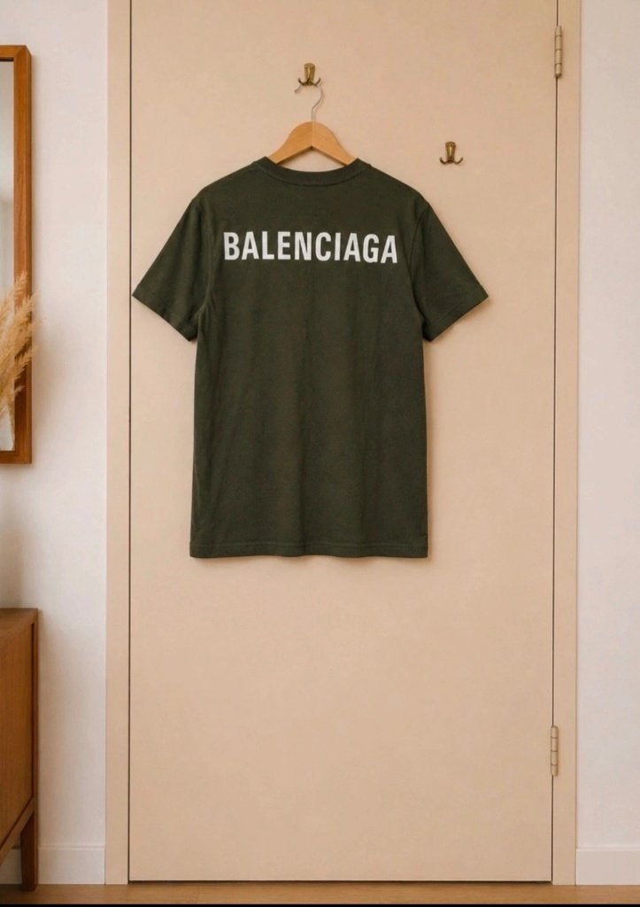 Balenciaga shirt M, Kleding | Heren, Maat 48/50 (M), Nieuw, Ophalen of Verzenden, Groen