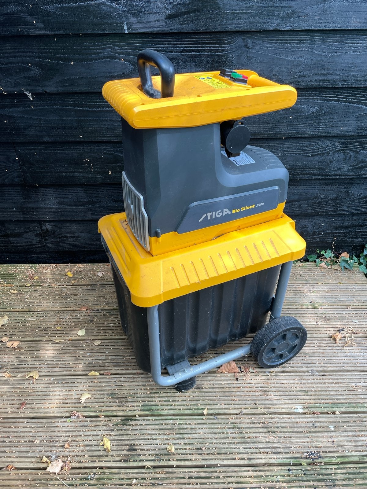 Stiga Bio Silent 2500 hakselaar - Krachtig en stil, Tuin en Terras, Hakselaars, Ophalen, Gebruikt, Elektrisch, Met opvangbak