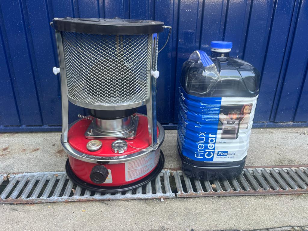 Kerosine kachel met 10 liter Firelux Clean brandstof, Huis en Inrichting, Kachels, Ophalen, Gebruikt, Overige brandstoffen, Petroleumkachel