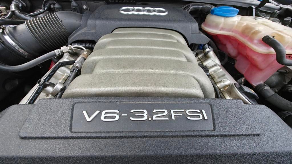Audi A6 3.2 FSI 188KW Quattro, Auto's, Audi, Particulier, A6, Benzine, Euro 4, E, Sedan, Automaat, Origineel Nederlands, Zilver of Grijs