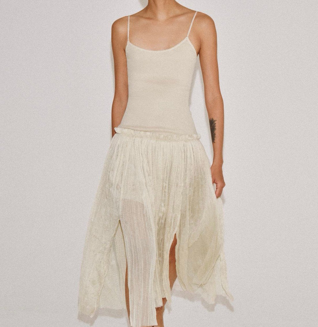 Zara boho romantische maxi-jurk in beige met luchtige rok, Kleding | Dames, Jurken, Beige, Nieuw, Ophalen of Verzenden, Maat 36 (S)