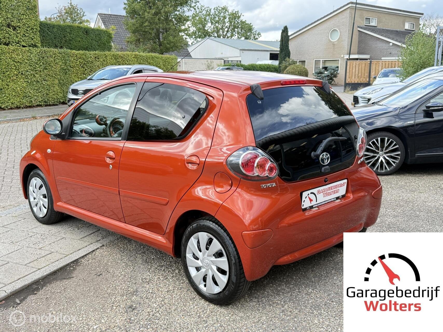 Toyota Aygo 1.0 VVT-i Comfort Orange AIRCO 5DRS TOERENTELLER, Auto's, Voorwielaandrijving, Stof, Gebruikt, Overige kleuren