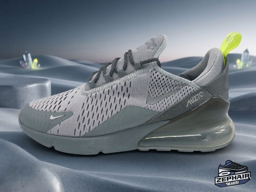 Nike Air Max 270 'Wolf Grey/Volt' EU44 2018, Kleding | Heren, Colosseum 1, 1213 NL Hilversum, Nederland, Overige kleuren, Nike