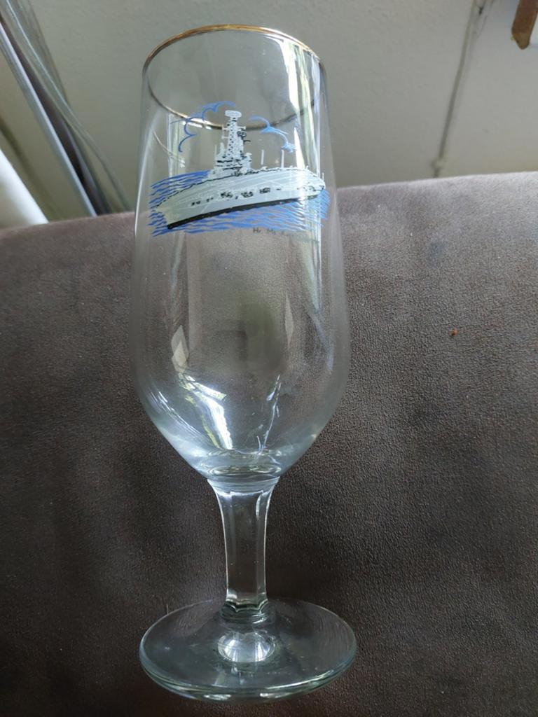 Glas Karel Doorman, Ophalen of Verzenden, Zo goed als nieuw, Bierglas