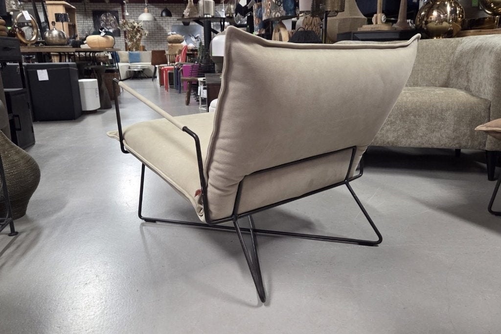 Luxe fauteul EARL Jess Design metaal & leer Sera Ivory, Huis en Inrichting, Ophalen, 75 tot 100 cm, Zo goed als nieuw, 75 tot 100 cm