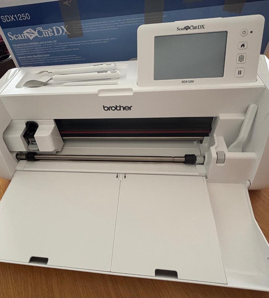 Brother ScanNCut SDX1250, Verzenden, Zo goed als nieuw, Toebehoren, Brother