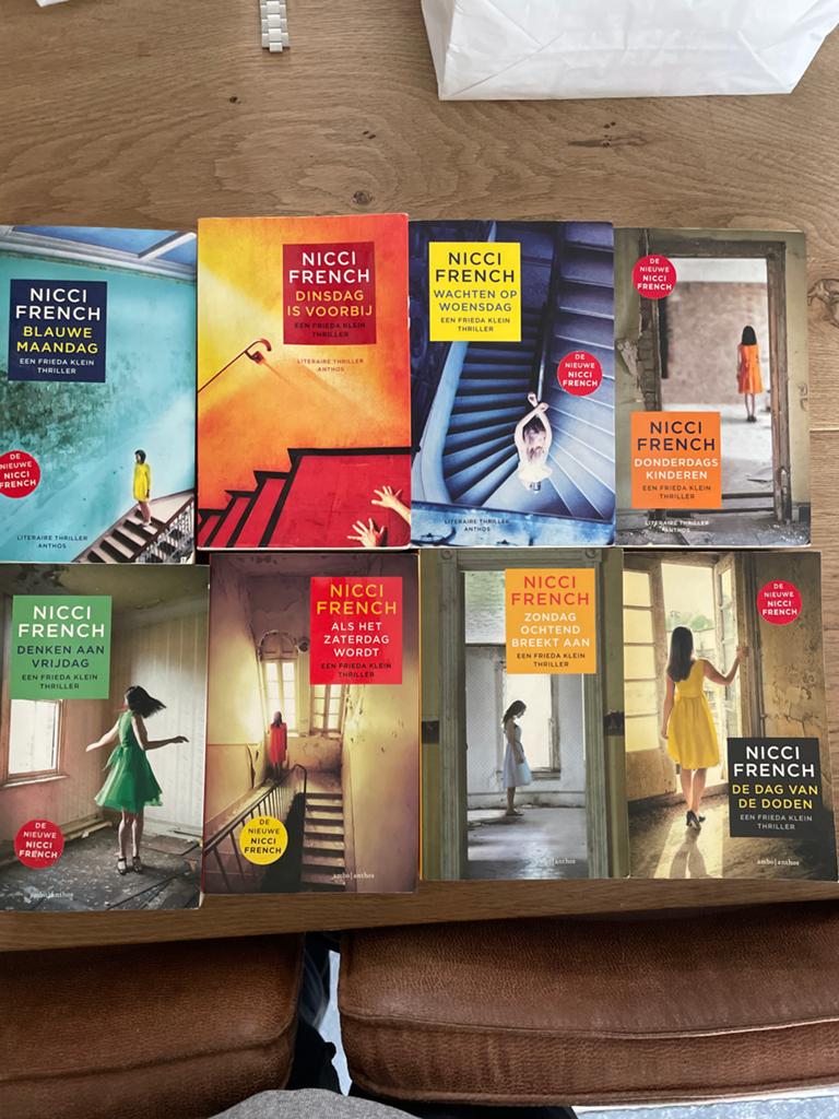 Nicci French - Frieda Klein thrillers (8 boeken), Boeken, Thrillers, Ophalen of Verzenden, Zo goed als nieuw, Nederland