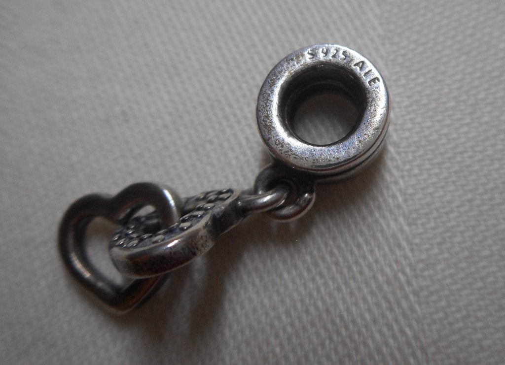 Pandora zilveren hang bedel met hartjes nr.248, Sieraden, Tassen en Uiterlijk, Bedels, Verzenden, Pandora, Zo goed als nieuw, 1 bedel