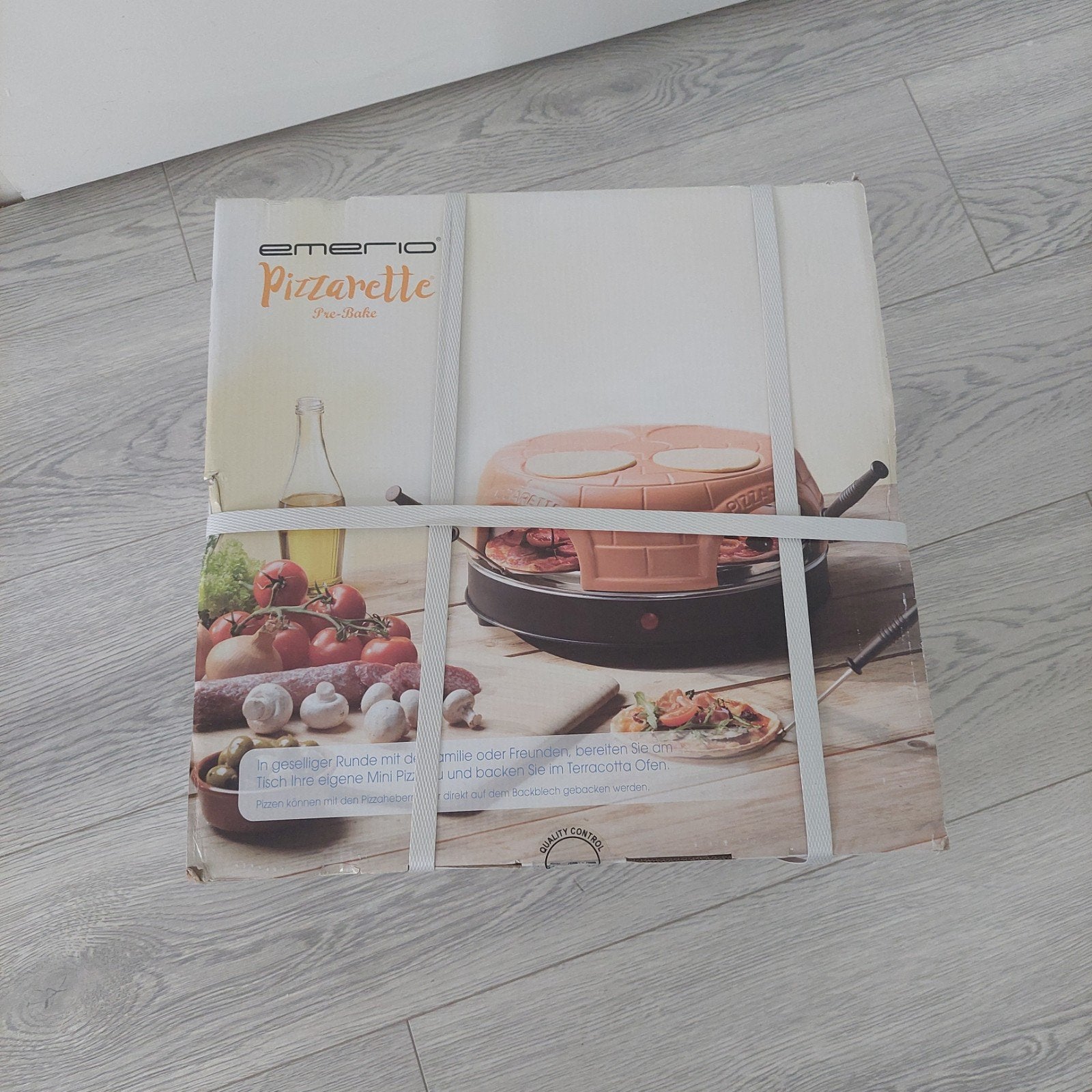 Emerio Pizzarette Pre-Bake Pizzaoven - Nieuw in doos, Minder dan 45 cm, Overige merken, Minder dan 45 cm, Pizzaoven
