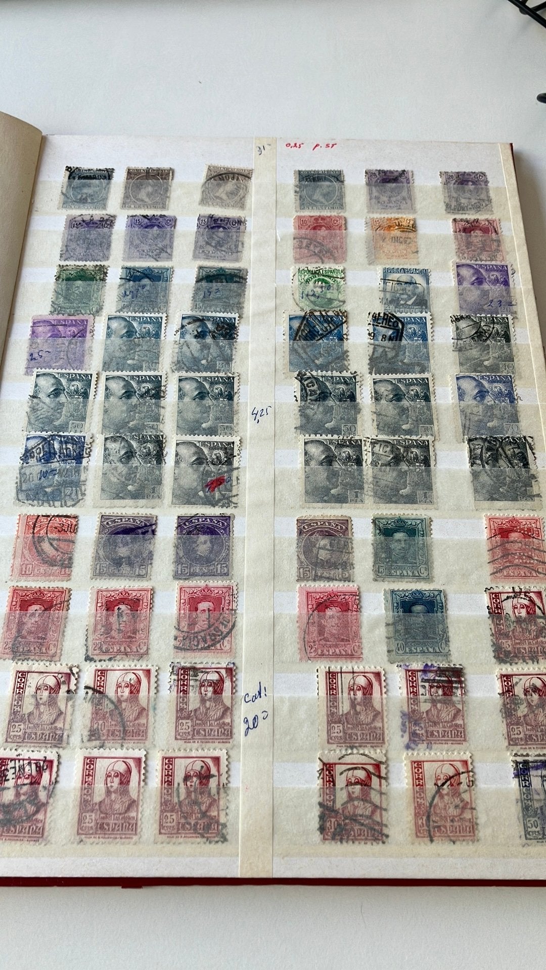 Spanje mooie landenverzameling 12 pag, Postzegels en Munten, Postzegels | Volle albums en Verzamelingen, Ophalen of Verzenden