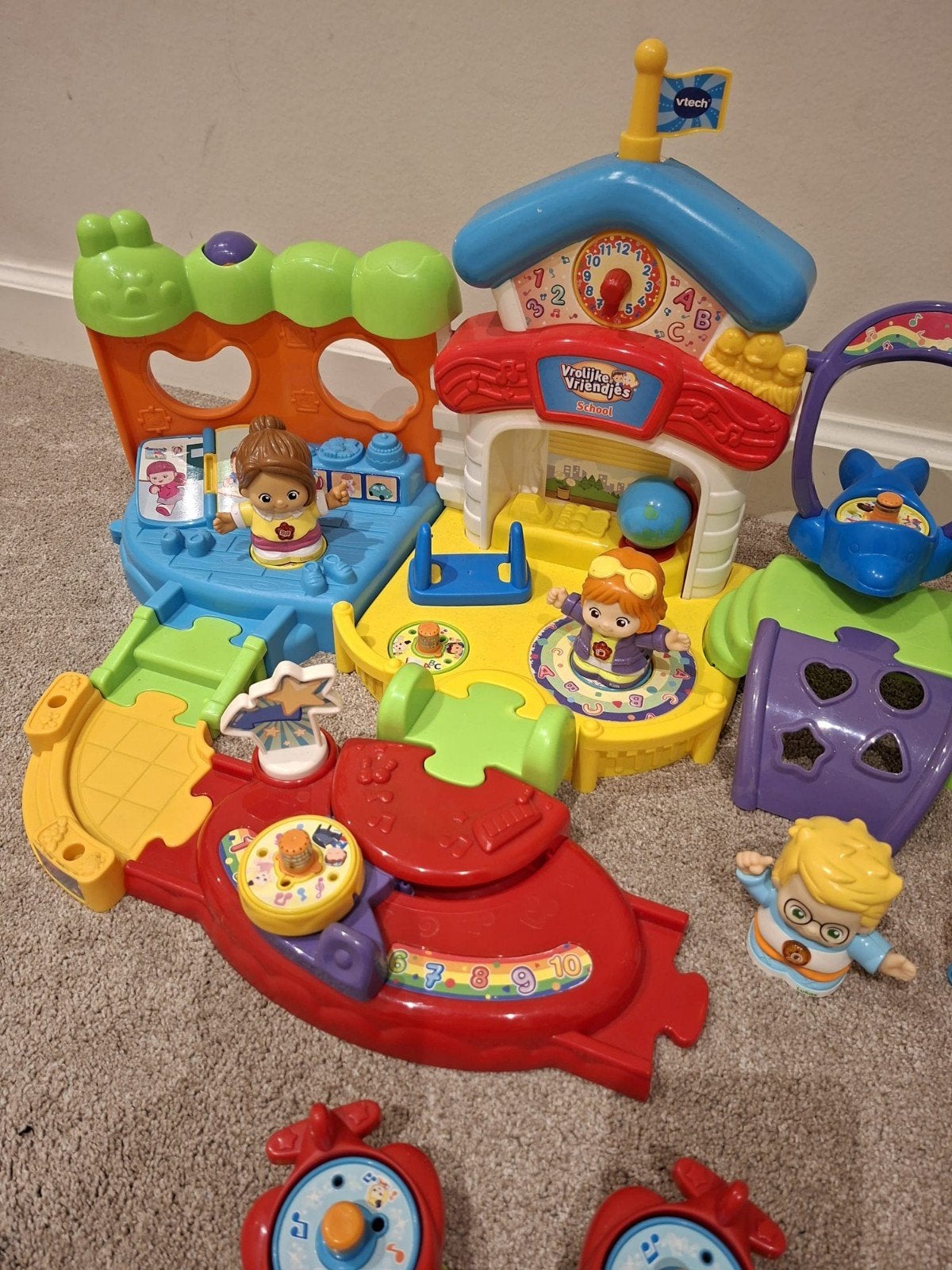 Vtech Vrolijke vriendjes school, Ophalen of Verzenden, Zo goed als nieuw