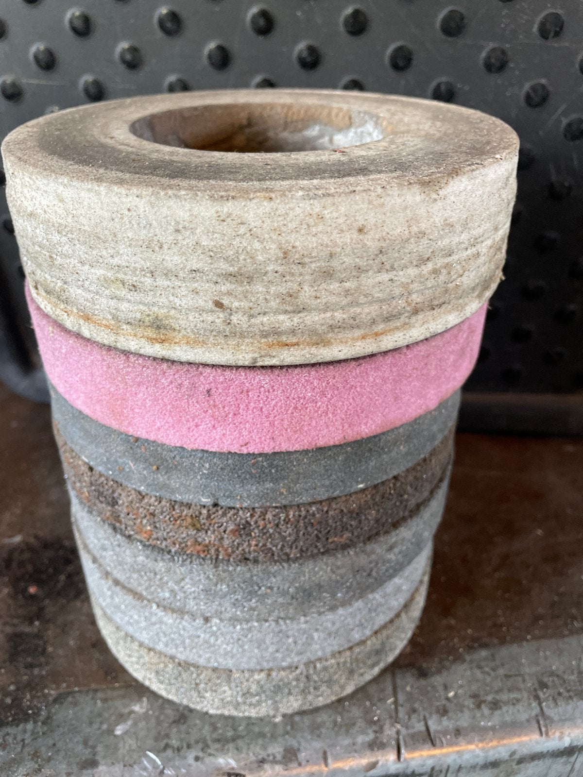 7 Diverse Slijpstenen - Diameter 150mm, Doe-het-zelf en Verbouw, Gereedschap | Slijpmachines, Ophalen of Verzenden, Gebruikt, Werkbankslijpmachine