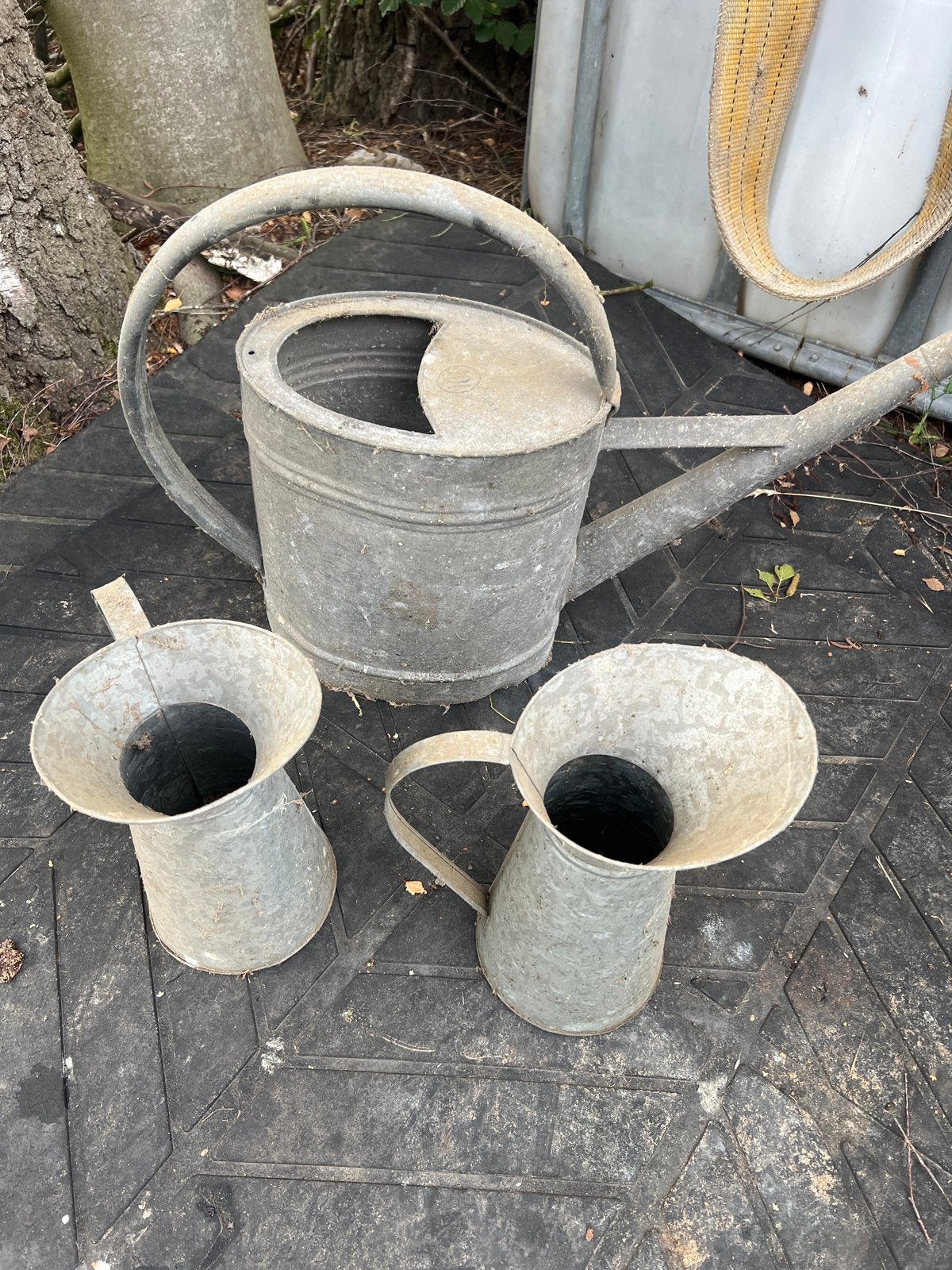 Vintage Zinken Gieter en Maatbekers - Decoratief Set, Ophalen, Gebruikt