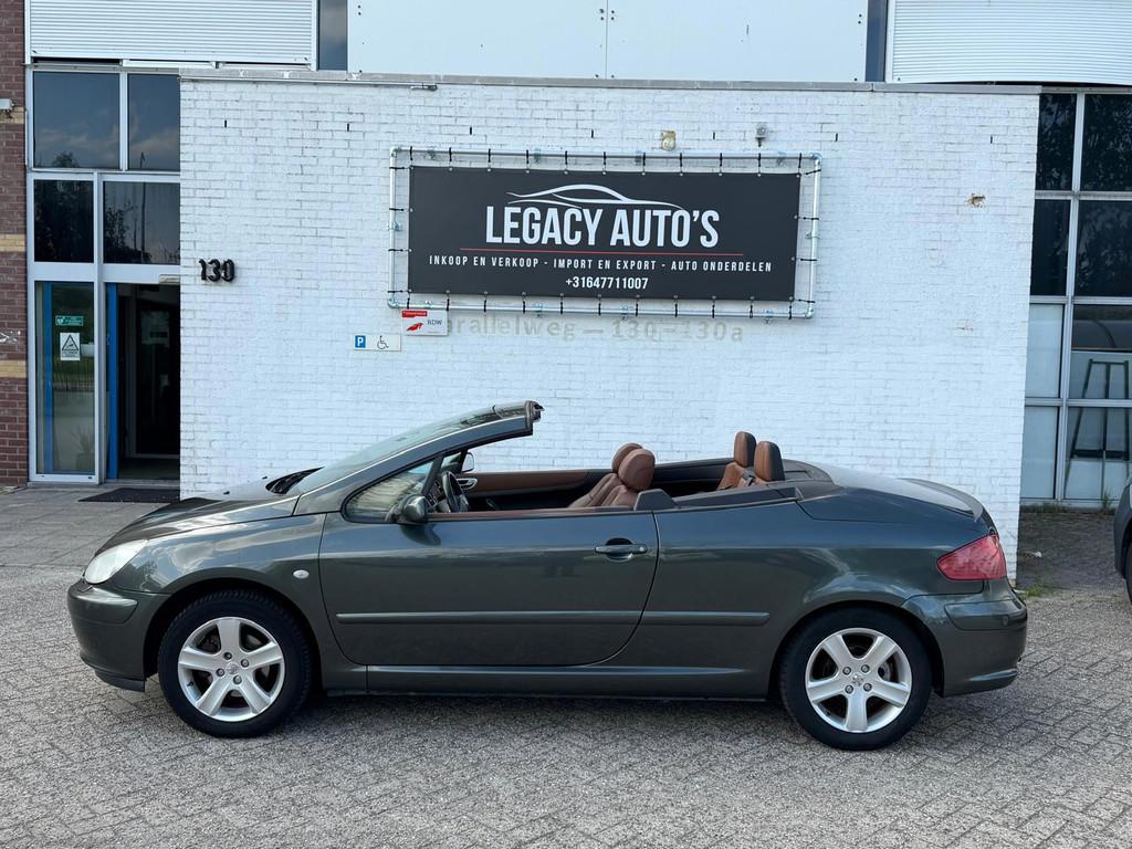 Peugeot 307 CC 2.0-16V - AUTOMAAT - LEDER - LAGE KM!, Auto's, Gebruikt, 4 cilinders, Cabriolet, 4 stoelen