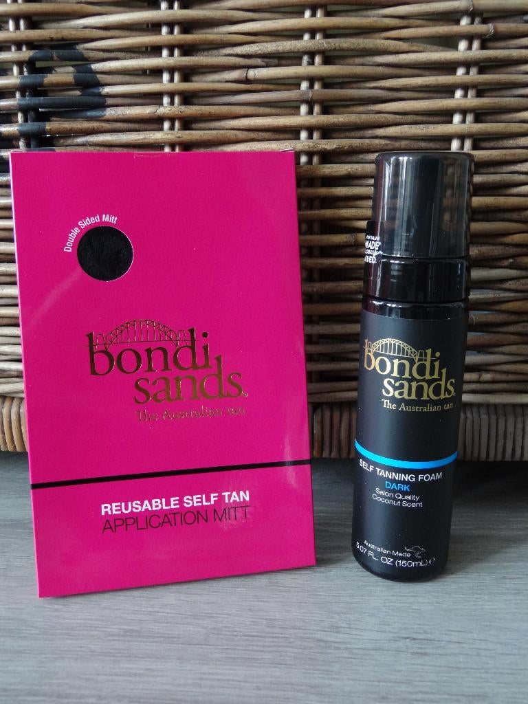 Bondi Sands Self Tanning Dark Foam & Application Handschoen, Ophalen of Verzenden, Nieuw, Overige typen
