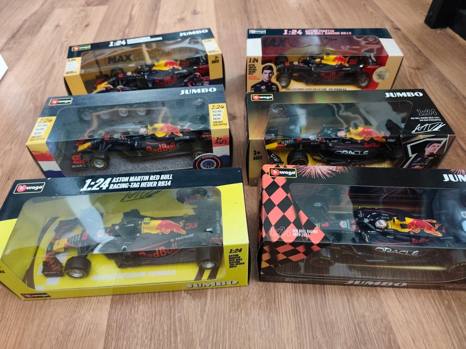 Verzameling F1 Redbull 1:24 Max Verstappen auto's, Ophalen of Verzenden, Nieuw, Bburago