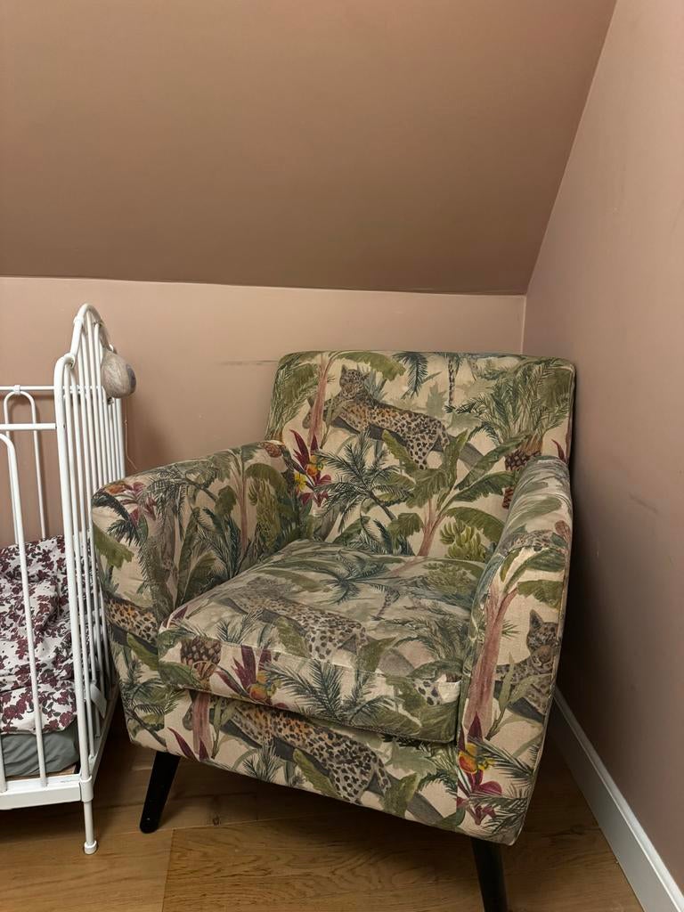 Fauteuil met jungleprint - luipaard en palmbladeren, Eenpersoons, 75 tot 100 cm, Ophalen of Verzenden, Zo goed als nieuw