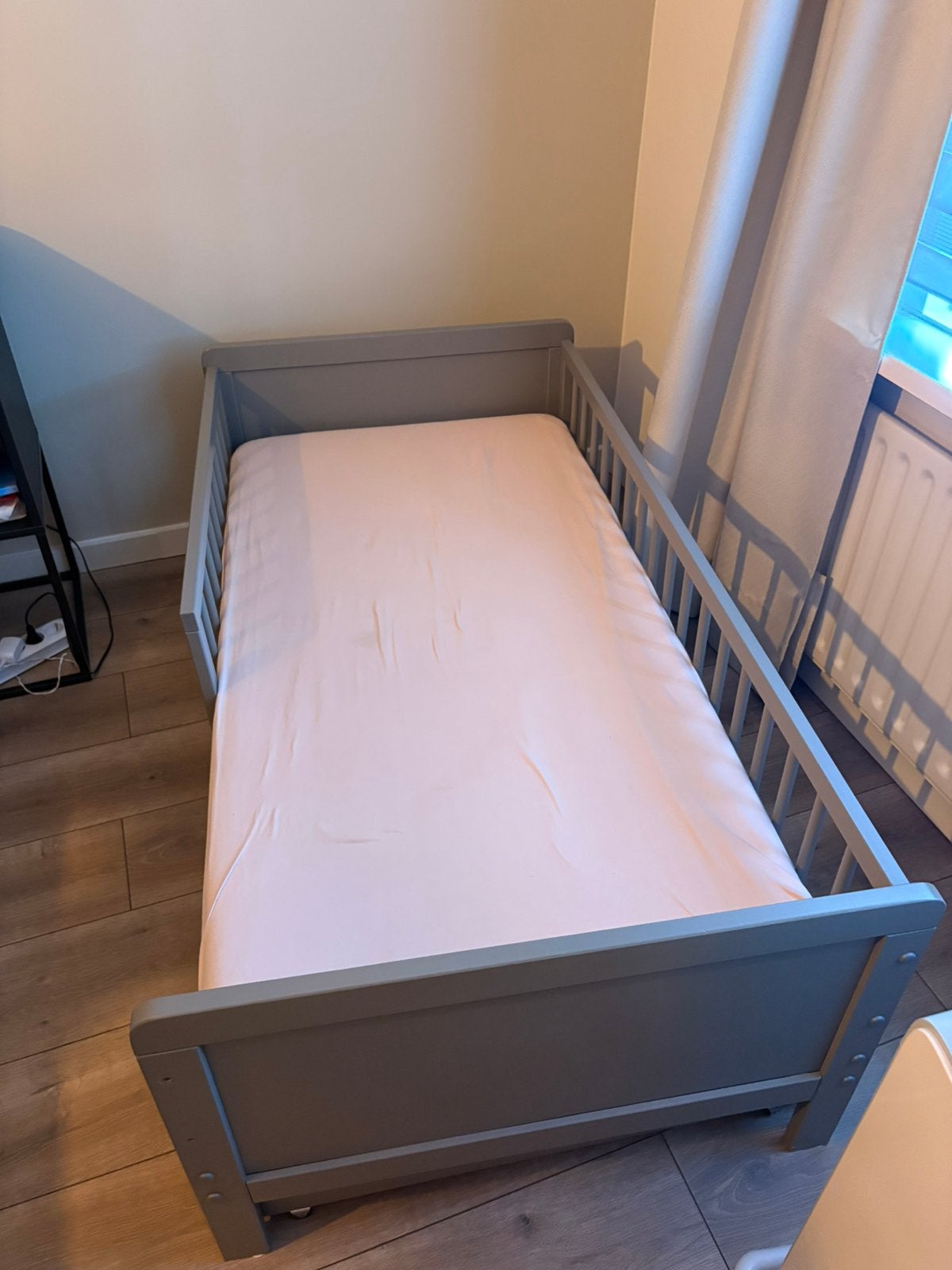 Petit Amelie Plume peuterbed 140x70, Kinderen en Baby's, Kinderkamer | Bedden, Ophalen, Gebruikt, 70 tot 85 cm, 140 tot 160 cm