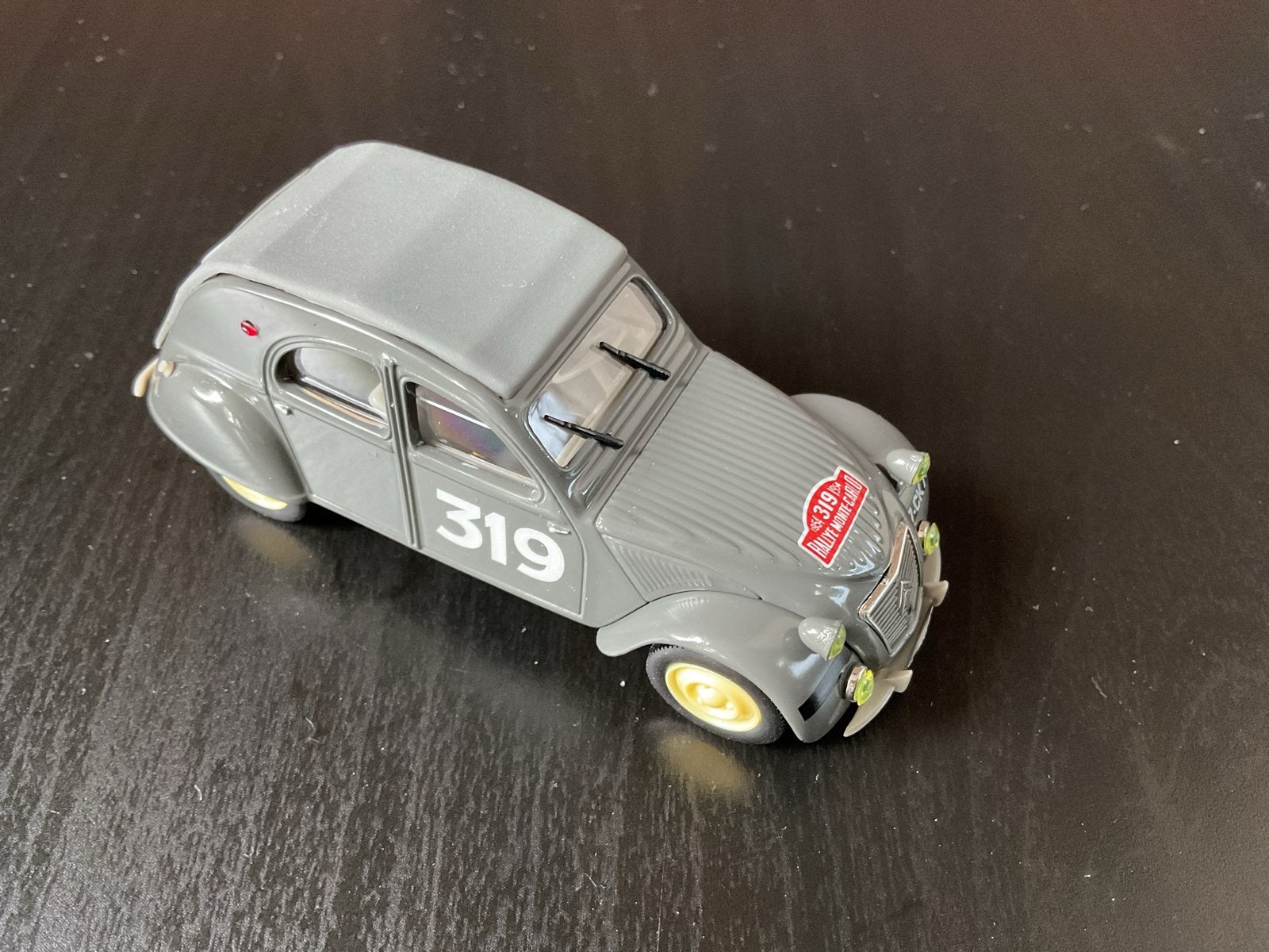 Norev, Hachette, 2CV Rallye Monte Carlo schaal 1:43, Hobby en Vrije tijd, Ophalen of Verzenden, Zo goed als nieuw, Auto, Norev