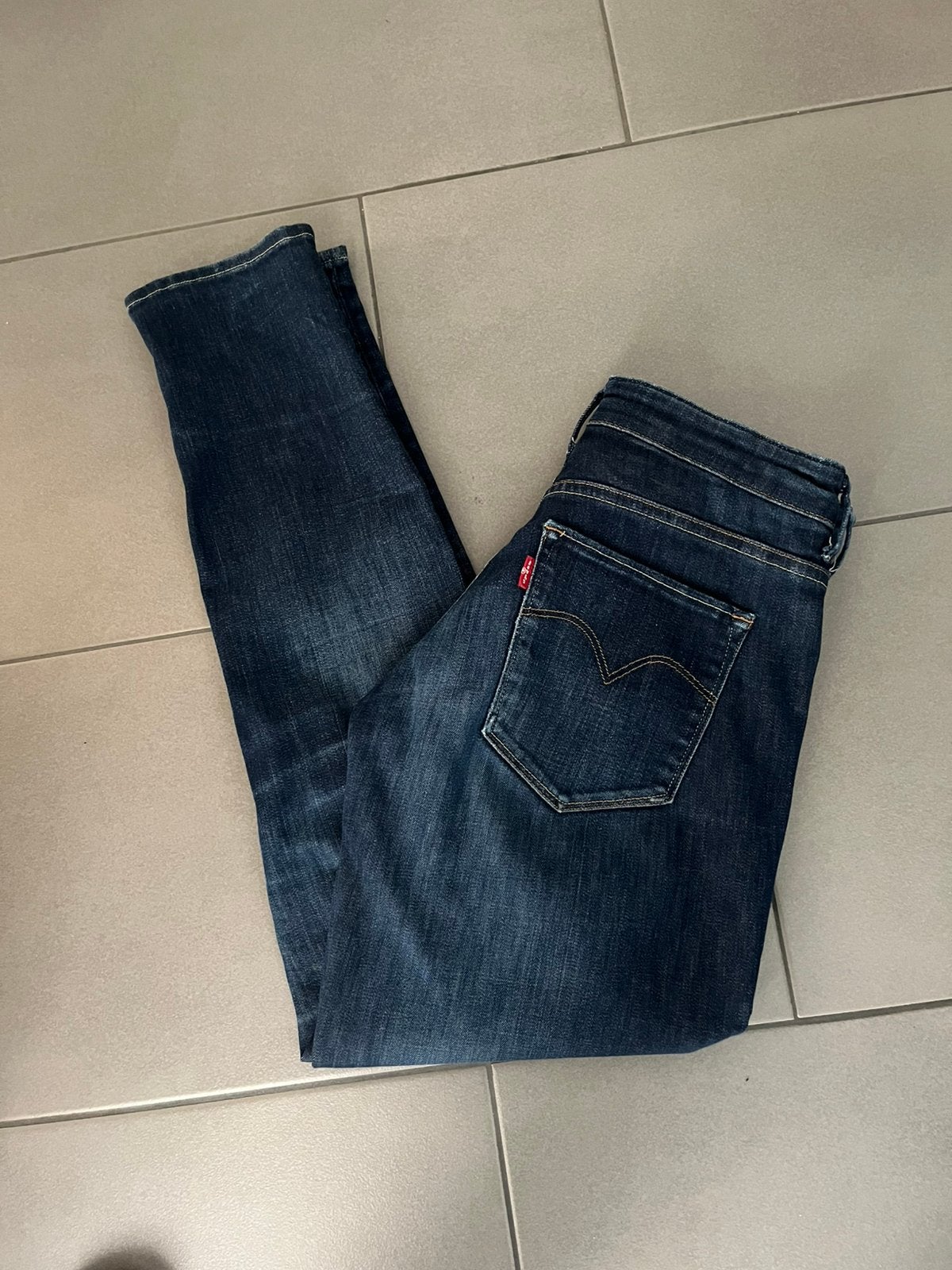Levi’s jeans, Ophalen of Verzenden, Zo goed als nieuw, Blauw, W28 - W29 (confectie 36)