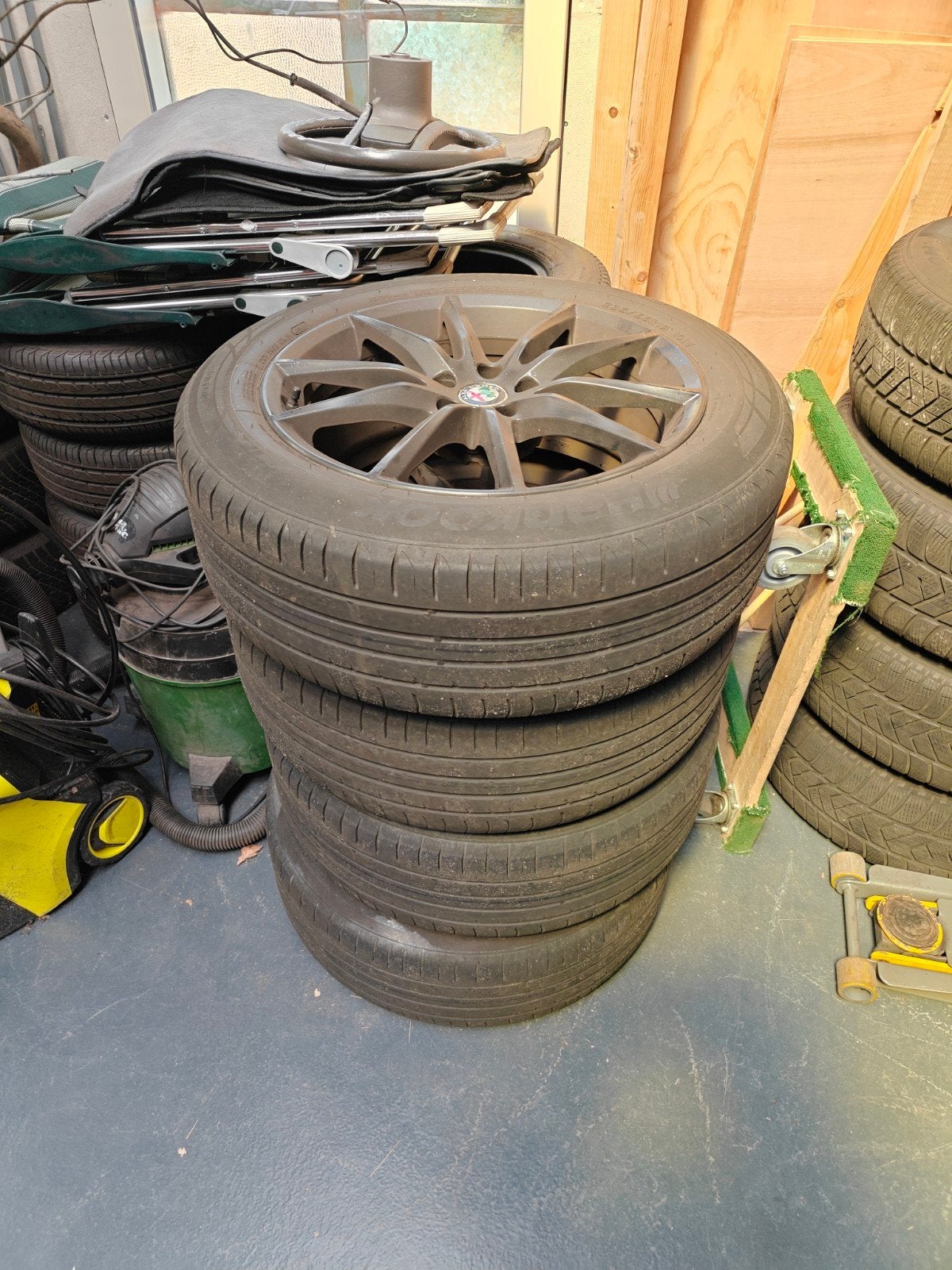 Alfa Romeo Stelvio Wielen met Hankook 235/55 R19 Banden, 19 inch, Gebruikt, Banden en Velgen, Ophalen of Verzenden
