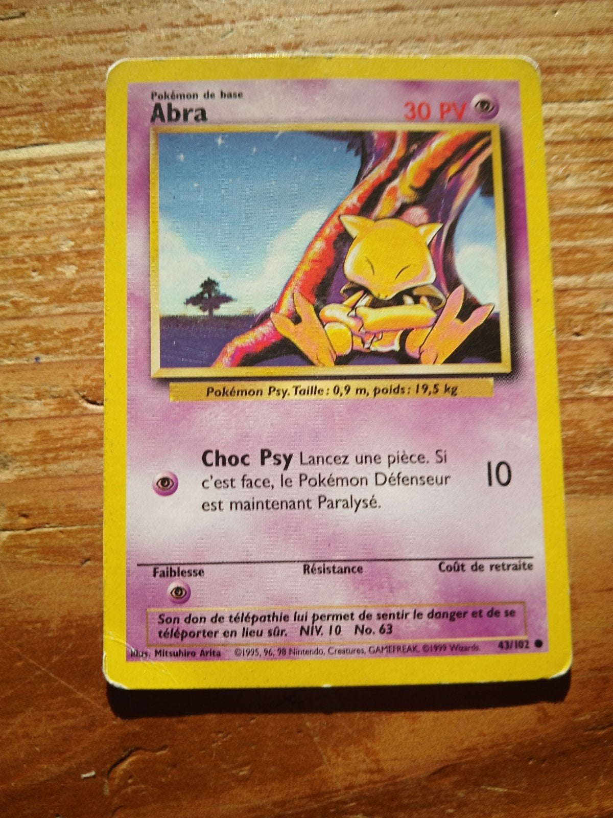 Franse Abra Pokémon kaart Base Set 1995 - Beschadigd, Ophalen of Verzenden, Gebruikt, Losse kaart