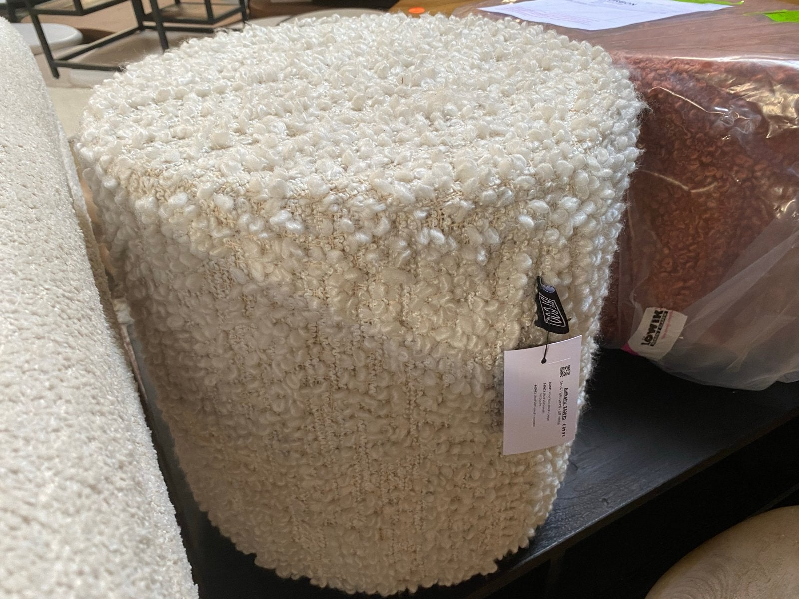 Witte Bouclé Poef 40x40 cm - Stijlvol en Comfortabel, Ophalen, Minder dan 50 cm, Vierkant, Nieuw