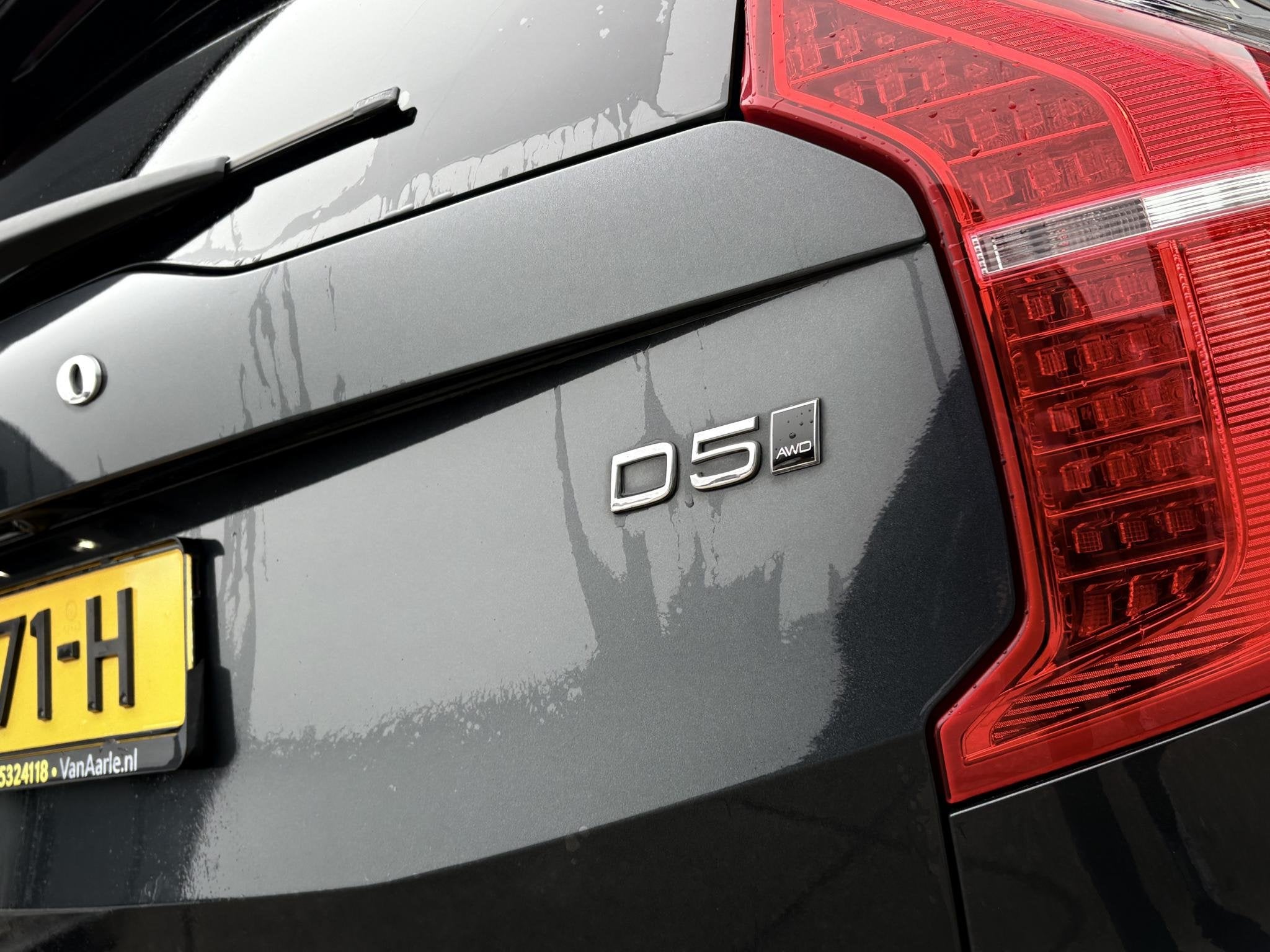 Volvo XC90 2.0 D5 235pk AWD | GRIJSKENTEKEN | PANO | STOELVE, Automatische klimaatregeling, Gebruikt, Euro 6, 4 cilinders