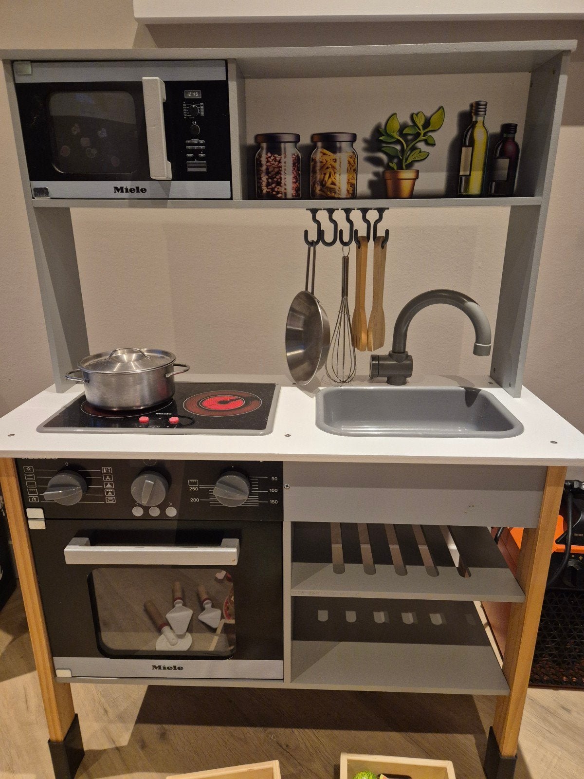 Miele speelkeuken met accessoires en houten speelgoed, Ophalen, Gebruikt