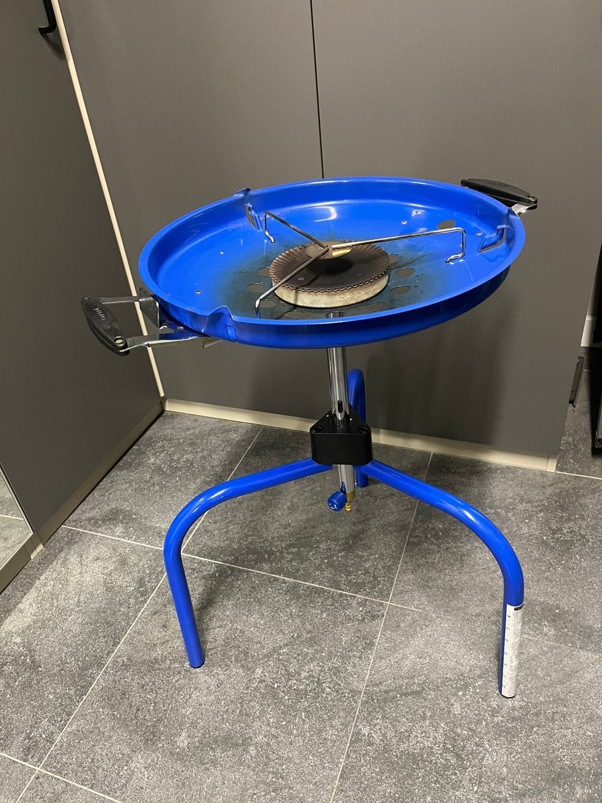 Te koop: skottel braai incl als nieuwe paella pan, Caravans en Kamperen, Kampeeraccessoires, Ophalen, Gebruikt