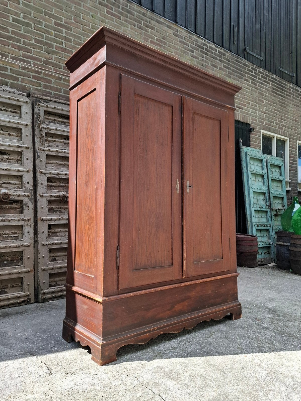 Oude antieke linnenkast garderobekast kledingkast tuigkast, Gebruikt, T, Ophalen of Verzenden, N