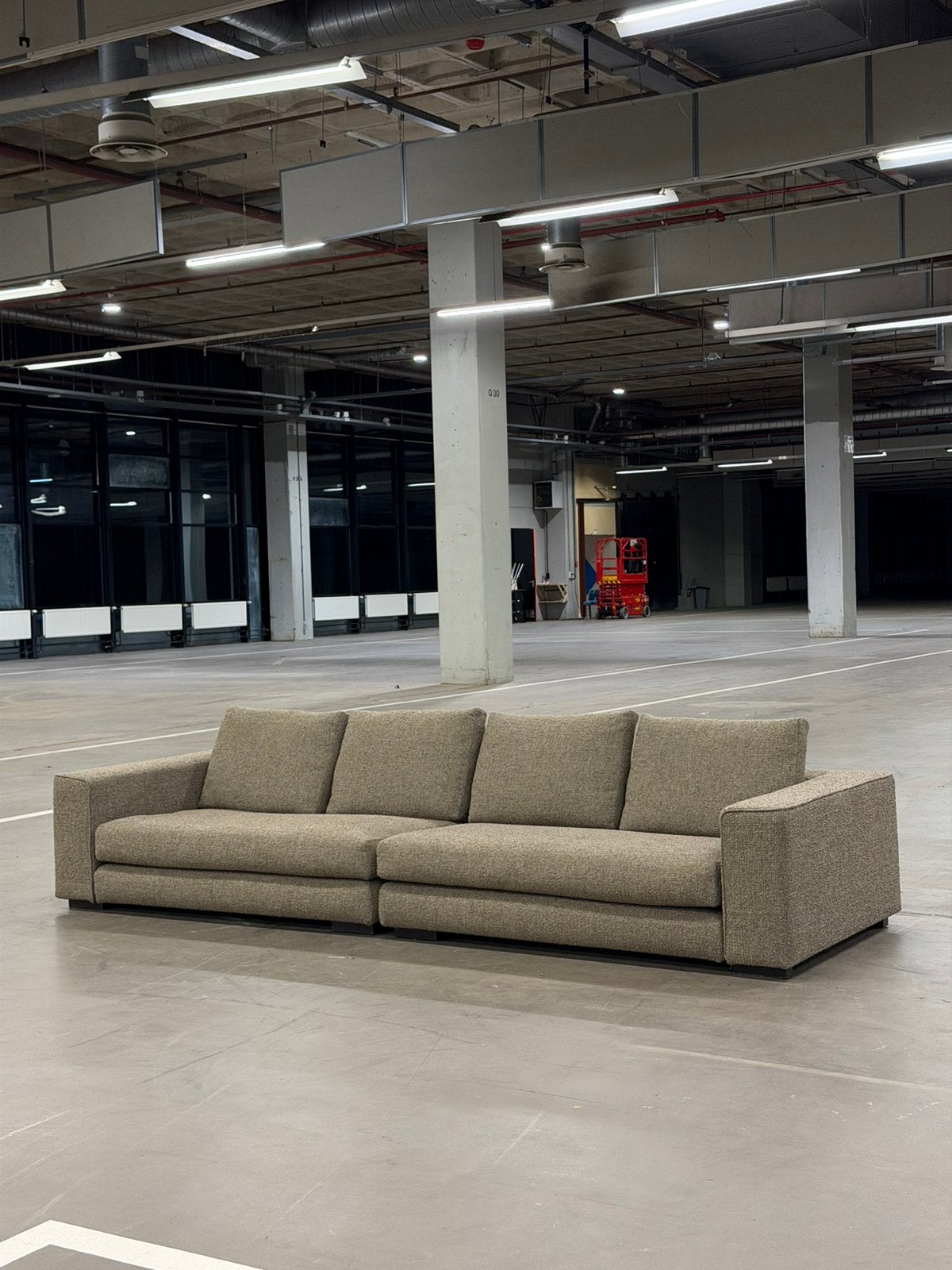 Minotti Hamilton Bank | Boucle | NIEUWSTAAT + Garantie, 100 tot 125 cm, Stof, 300 cm of meer, Ophalen of Verzenden