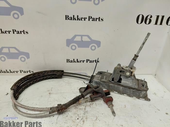 Schakelmechaniek van een Volkswagen Golf, Auto-onderdelen, Remmen en Aandrijving, Gebruikt, -, Volkswagen, -