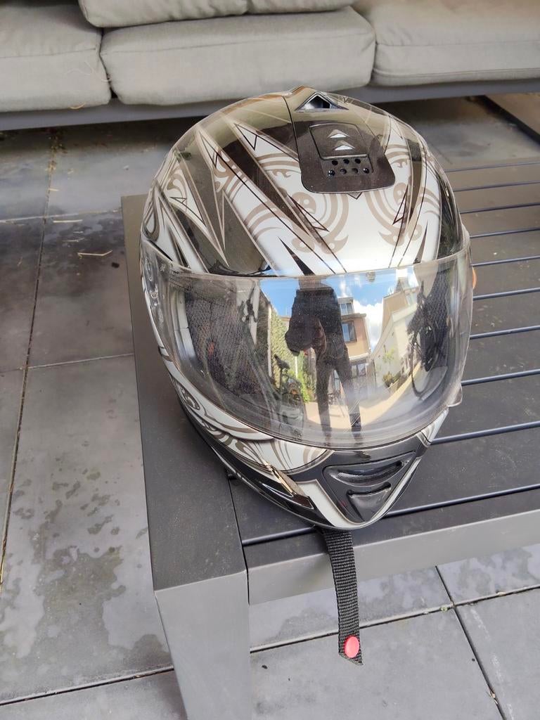 Mooie helm maat m, Fietsen en Brommers, Ophalen