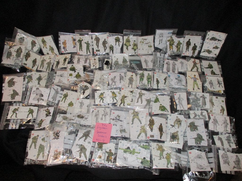 D-173,GROTE PARTIJ DRAGON ENZ,1-35,GERMAN INFANTRY WW2 ENZ,4, Ophalen of Verzenden, Nieuw, 1:35 tot 1:50
