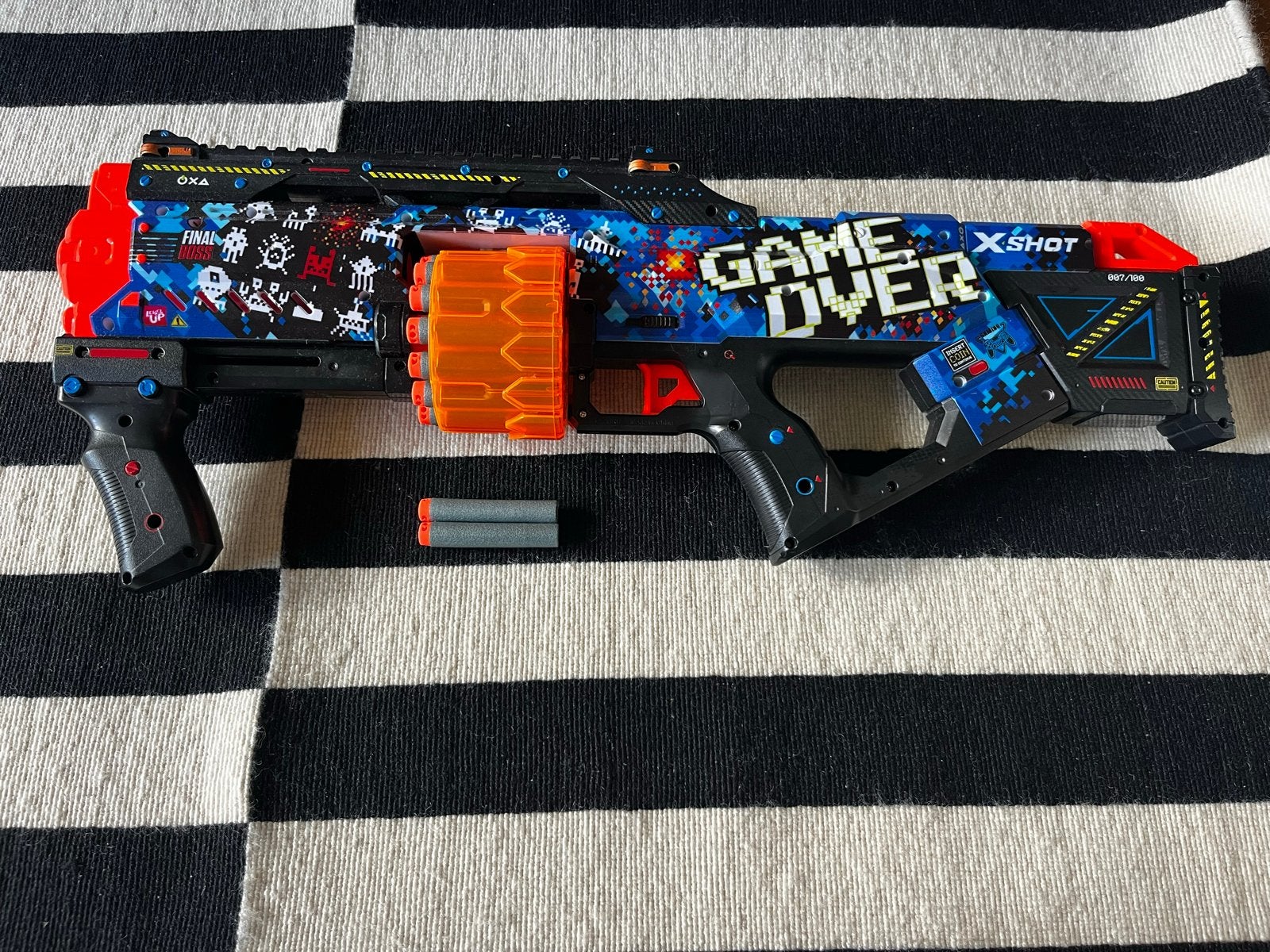 X-Shot Blaster met 16 pijltjes - Game Over editie, Ophalen, Zo goed als nieuw