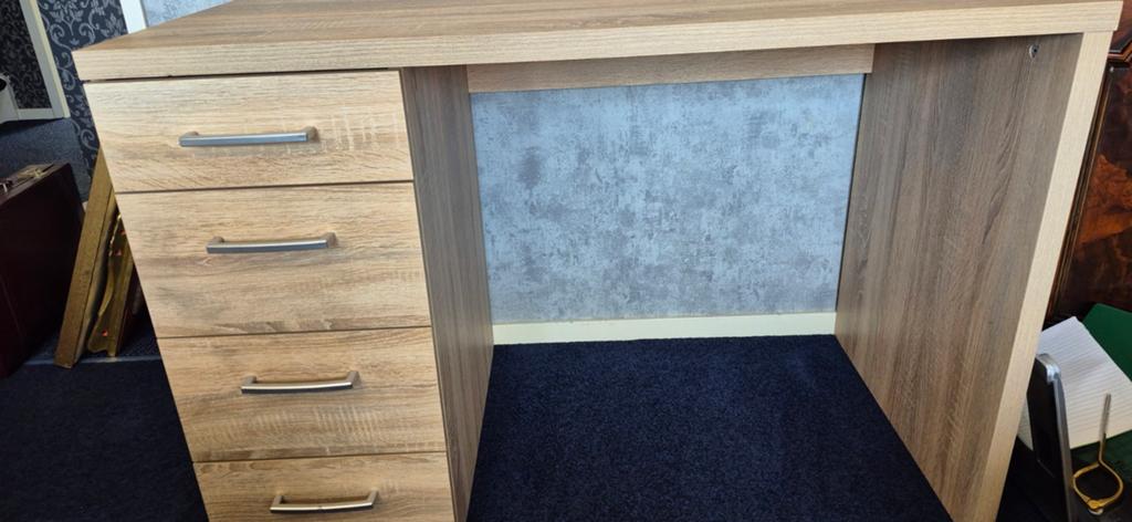 Modern bureau met lades - ideaal voor thuiswerkplek, Huis en Inrichting, Bureaus, Gebruikt, Overige typen, Overige merken, Modern