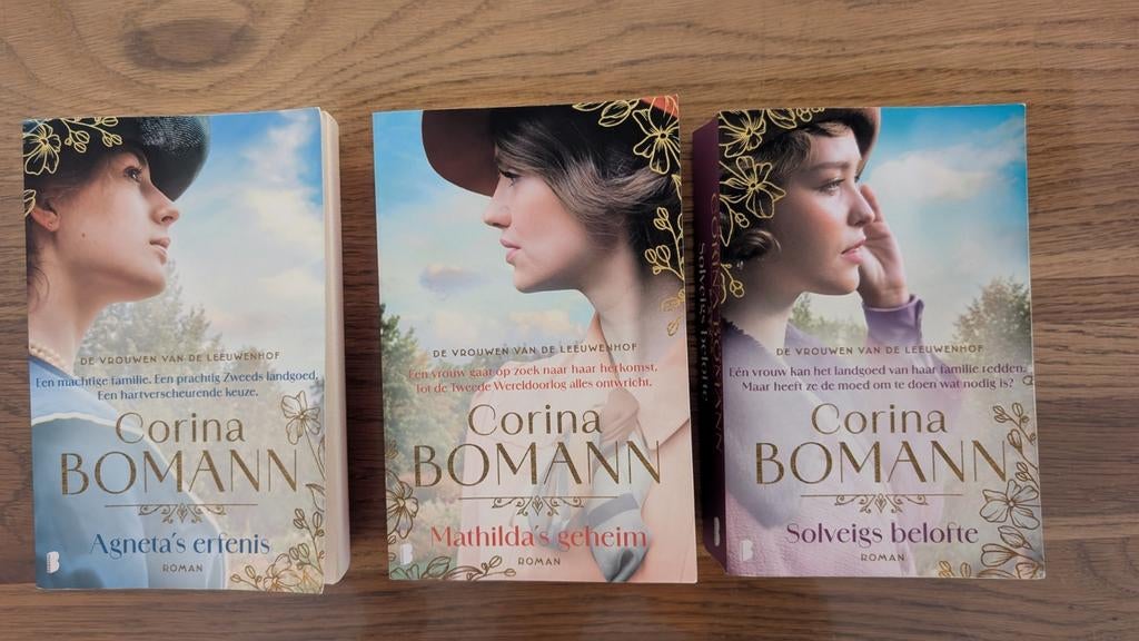 Corina Bomann - De Vrouwen van de Leeuwenhof Trilogie, Ophalen of Verzenden