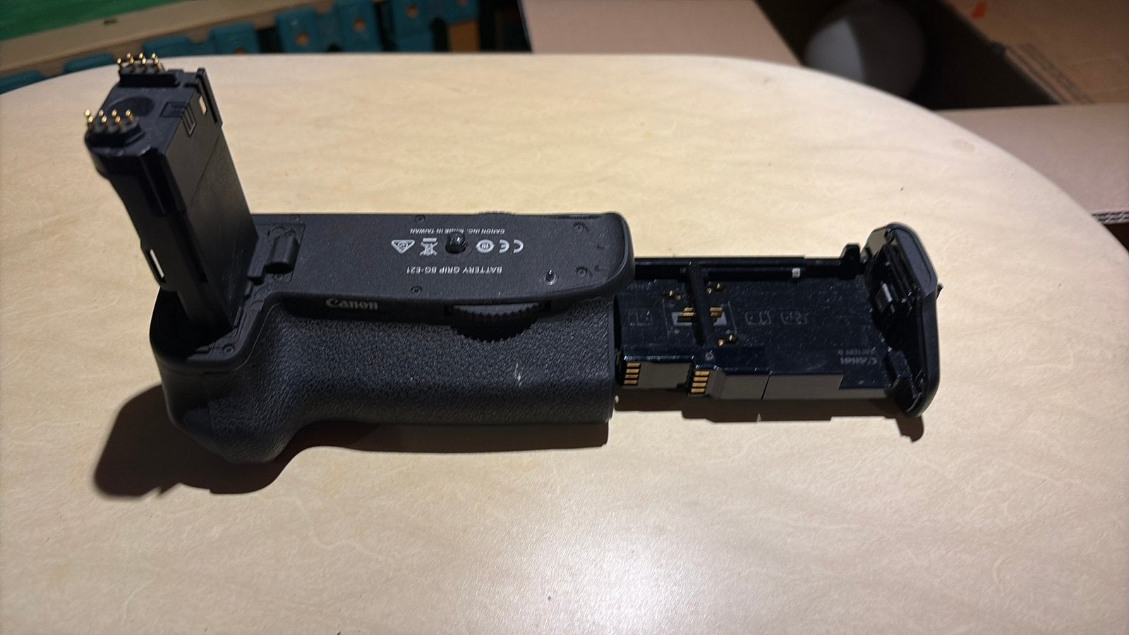 Battery grip BG-E21 voor canon EOS 6D, Canon, Canon, Batterygrip, Zo goed als nieuw