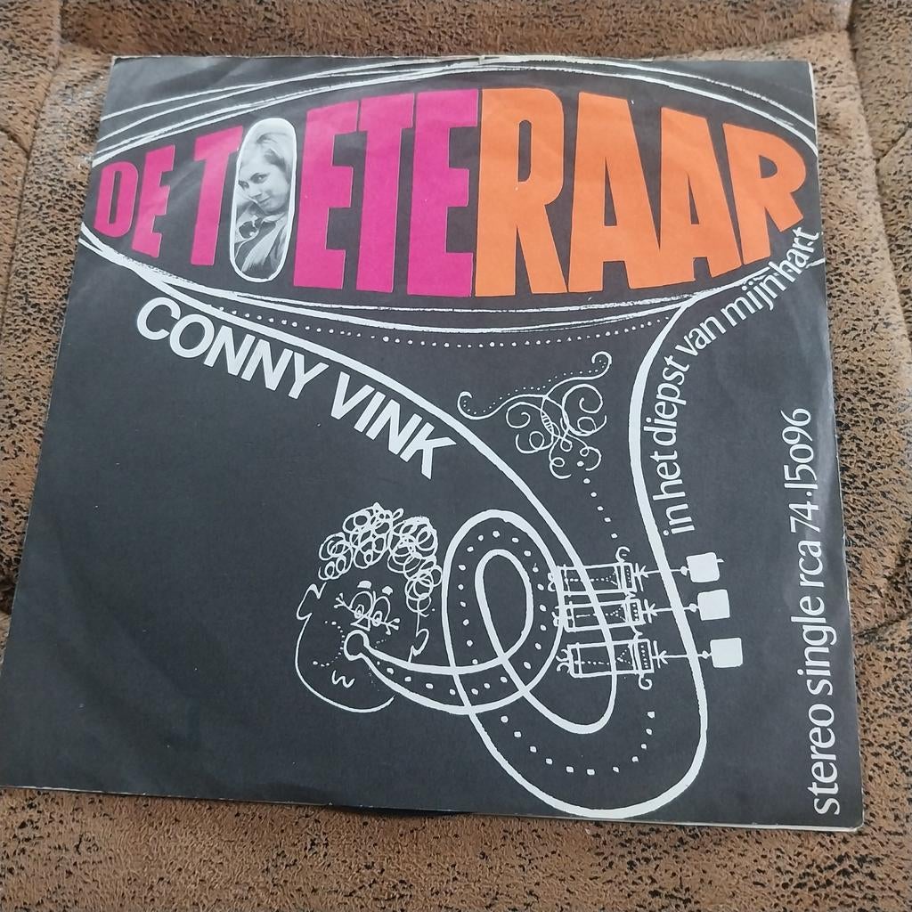 Conny Vink - De Toeteraar / In het diepst van mijn hart, Cd's en Dvd's, Gebruikt, 7 inch, Single, Ophalen of Verzenden