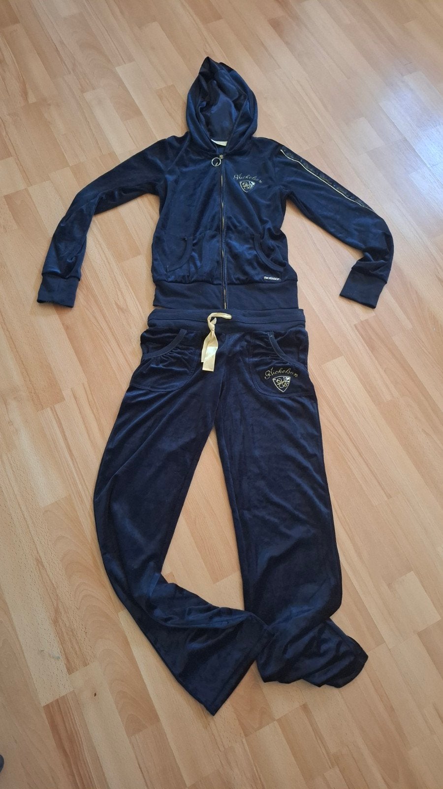 heerlijk zacht pak maat s kast opruiming, Ophalen, Zo goed als nieuw, Maat 38/40 (M), Blauw