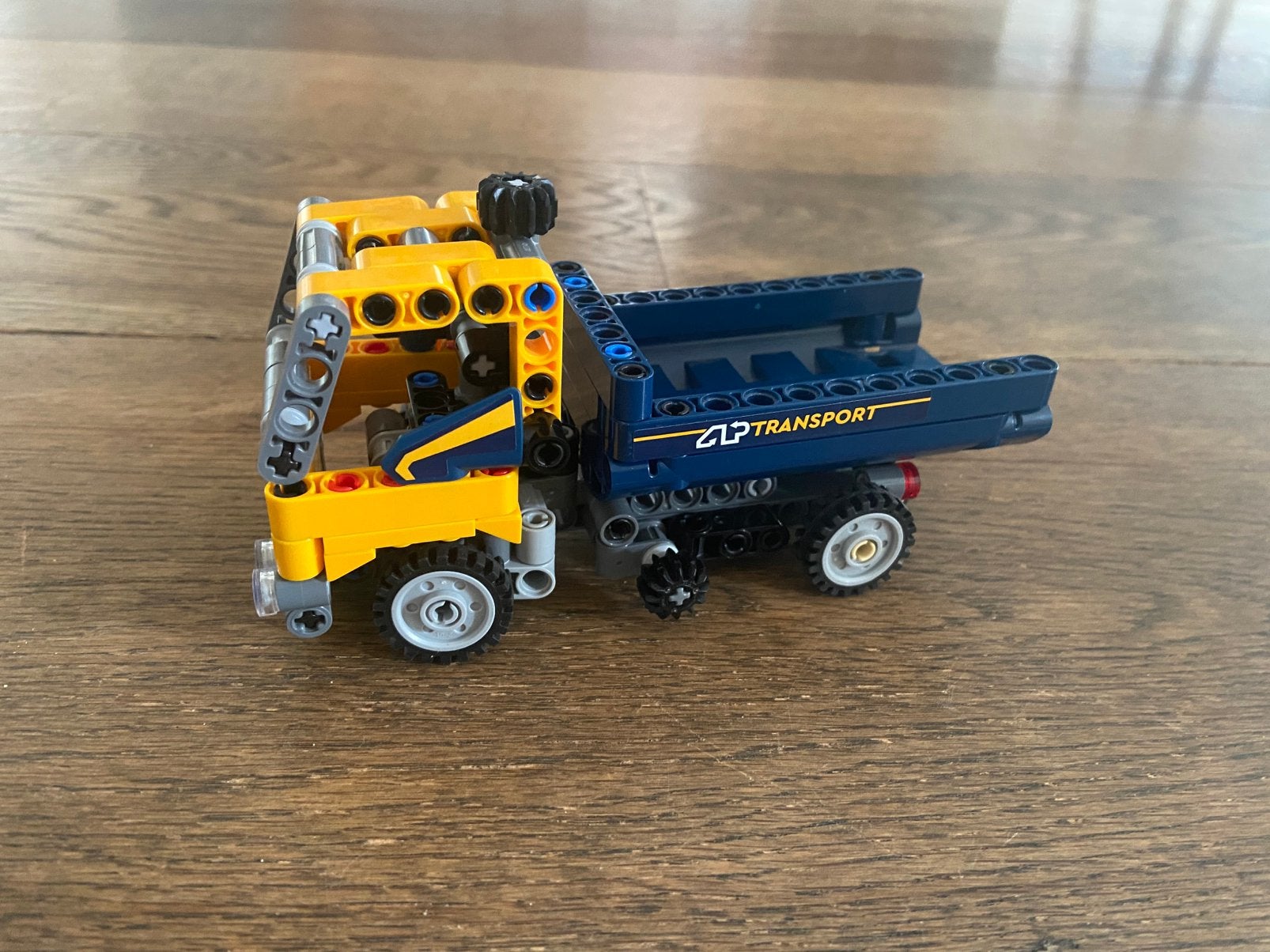Lego vrachtwagen 42147, Lego, Ophalen of Verzenden, Zo goed als nieuw, Technic