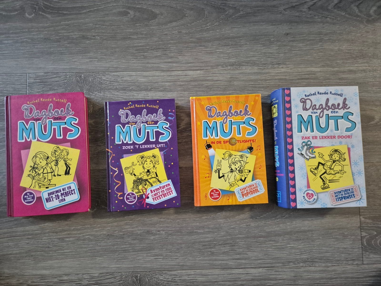 Dagboek van een muts boeken - Set van 4, Boeken, Ophalen of Verzenden, Gelezen, Rachel Renée Russell, Fictie