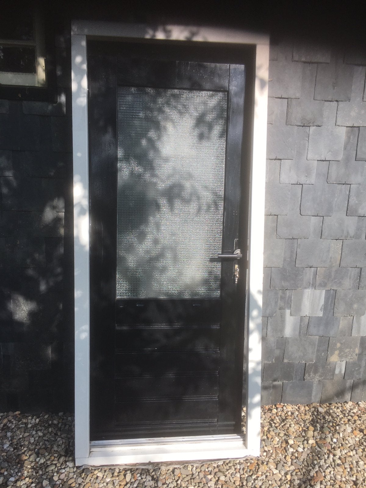 Merbau kozijn met achterdeur schuurdeur deur draadglas, 75 tot 150 cm, Gebruikt, Deurkozijn, Ophalen of Verzenden