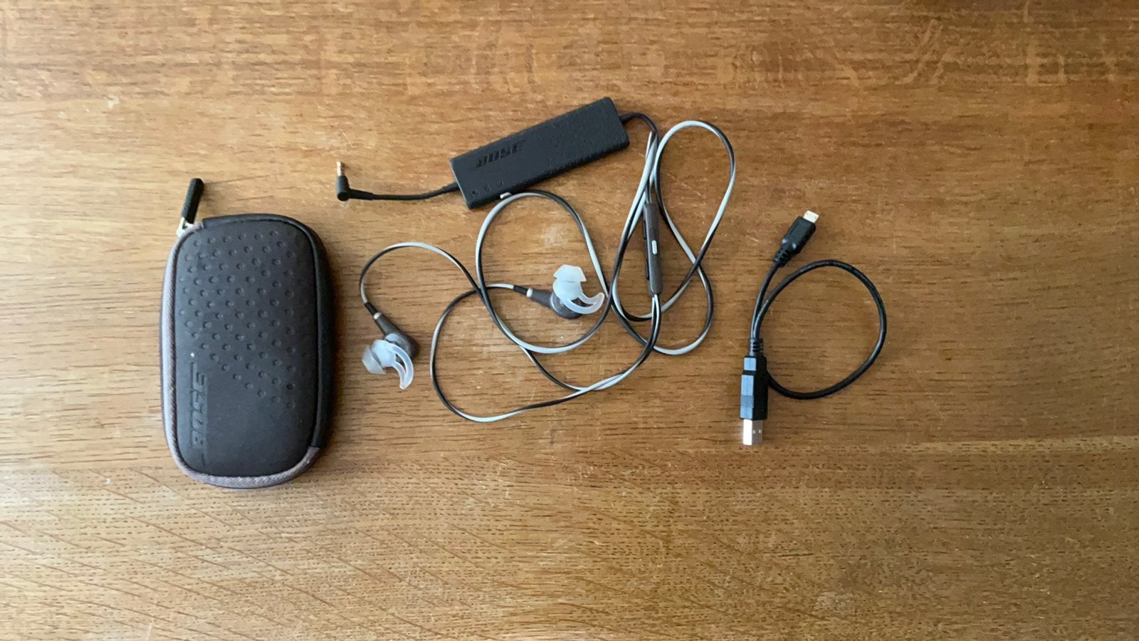 Bose Quietcomfort (QC20) in ear met actieve noise cancelling